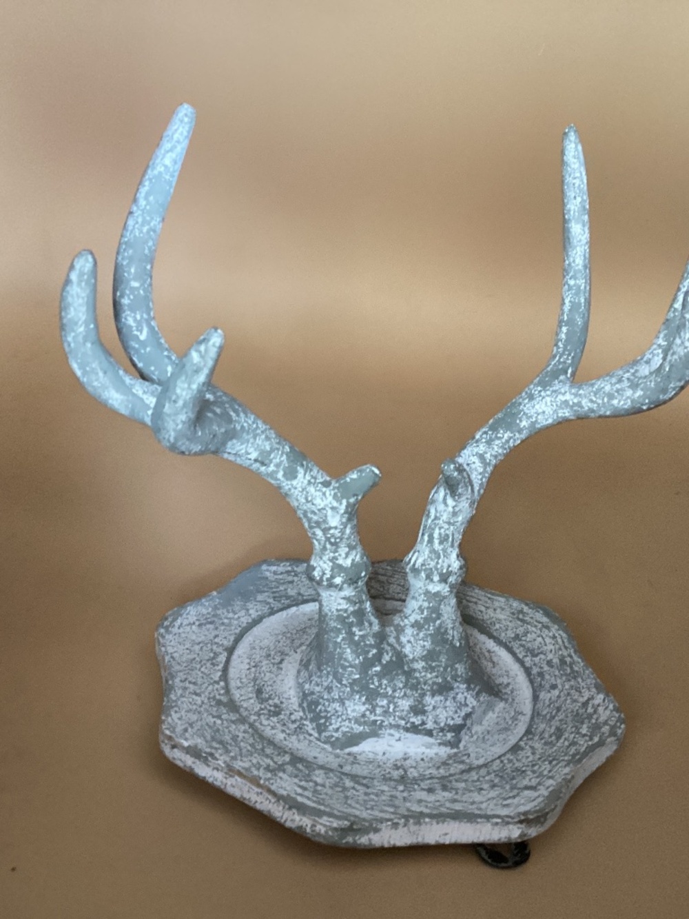 Distressed antler tabletop accent